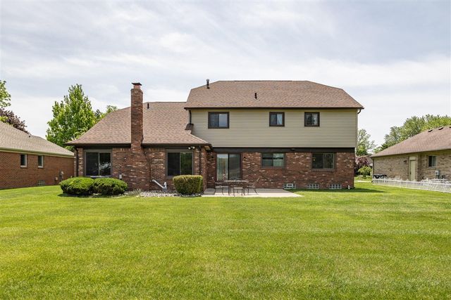 2377 Duke Drive, Troy, MI 48085