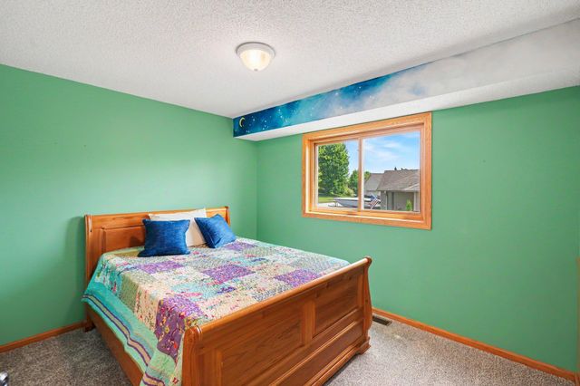 517 Upland Road NW, Saint Michael, MN 55376