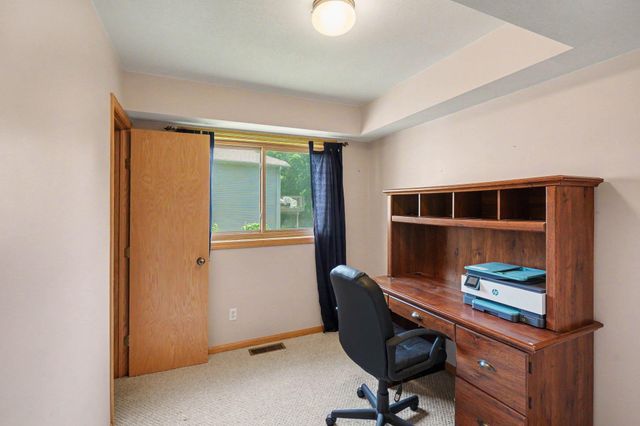 517 Upland Road NW, Saint Michael, MN 55376