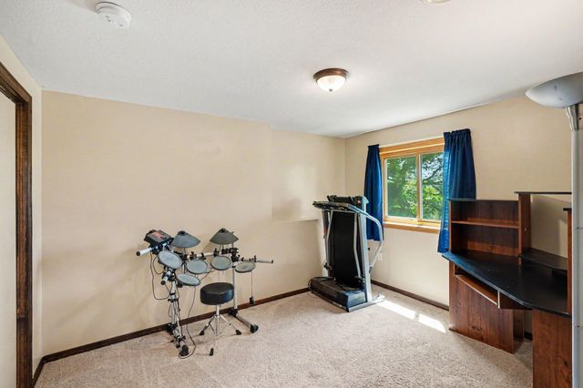 517 Upland Road NW, Saint Michael, MN 55376