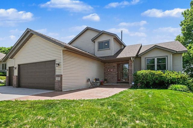 517 Upland Road NW, Saint Michael, MN 55376