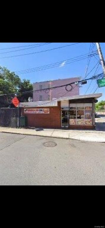 42 Buena Vista Avenue, Yonkers, NY 10701 — exterior