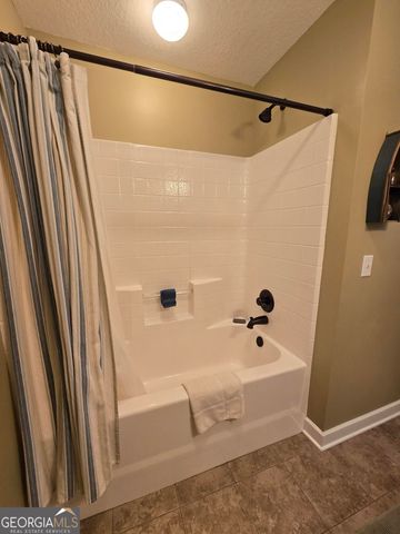 234 Eastview Lane, Clayton, GA 30525