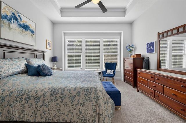 1169 SW Whitby Drive, Lee's Summit, MO 64082