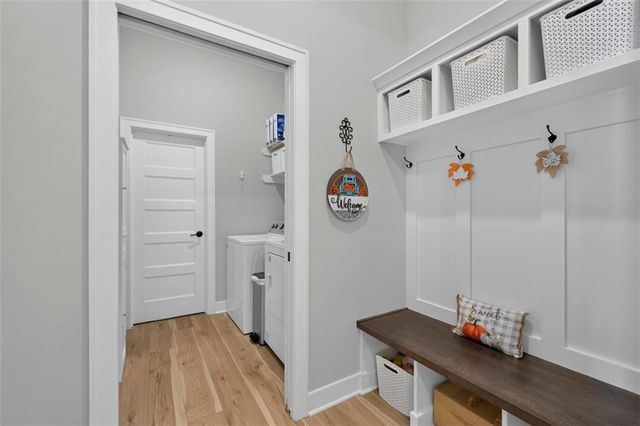 1169 SW Whitby Drive, Lee's Summit, MO 64082