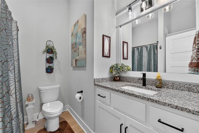 1169 SW Whitby Drive, Lee's Summit, MO 64082
