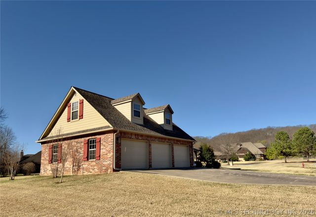 30306 E 59th Street S, Broken Arrow, OK 74014