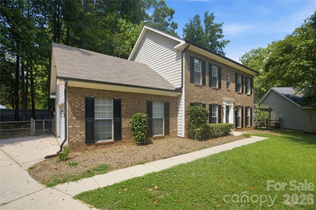 8802 Tarpan Court, Charlotte, NC 28216