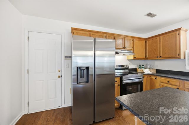 8802 Tarpan Court, Charlotte, NC 28216