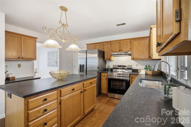 8802 Tarpan Court, Charlotte, NC 28216