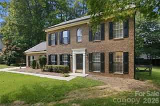8802 Tarpan Court, Charlotte, NC 28216
