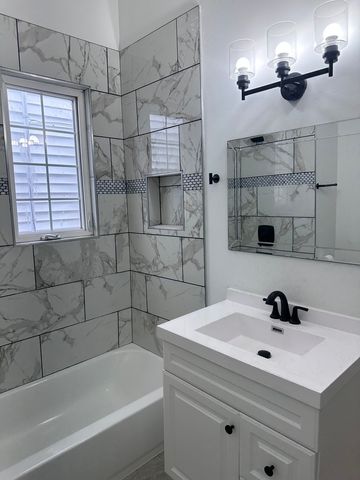 6715 S Sangamon Street, Chicago, IL 60621