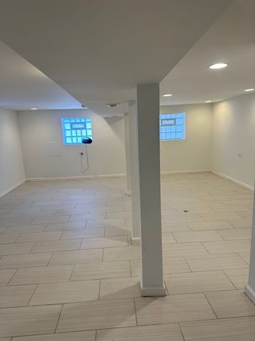 6715 S Sangamon Street, Chicago, IL 60621