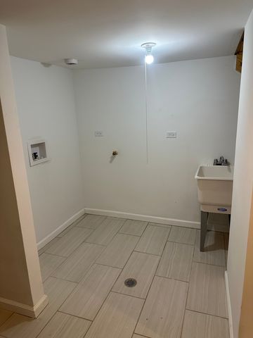 6715 S Sangamon Street, Chicago, IL 60621