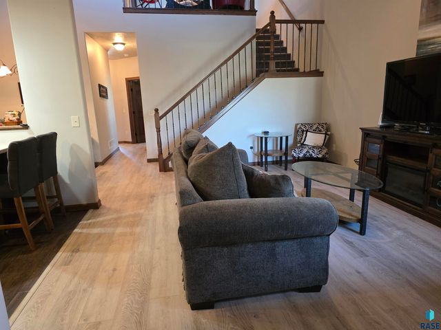 7905 S Merrit Pl Place, Sioux Falls, SD 57108