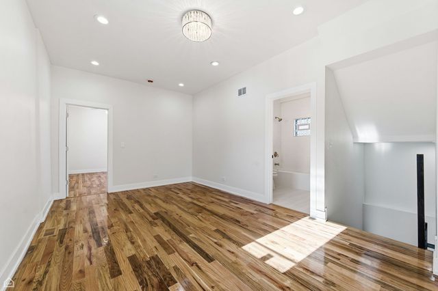 710 Greenbay Avenue, Calumet City, IL 60409