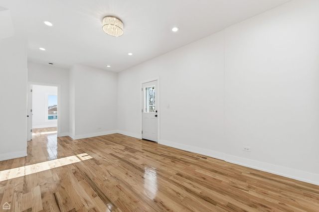 710 Greenbay Avenue, Calumet City, IL 60409