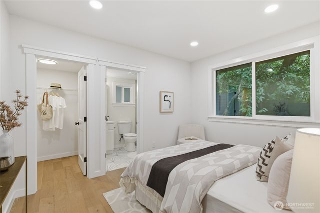 3448 14th Avenue W, Seattle, WA 98119