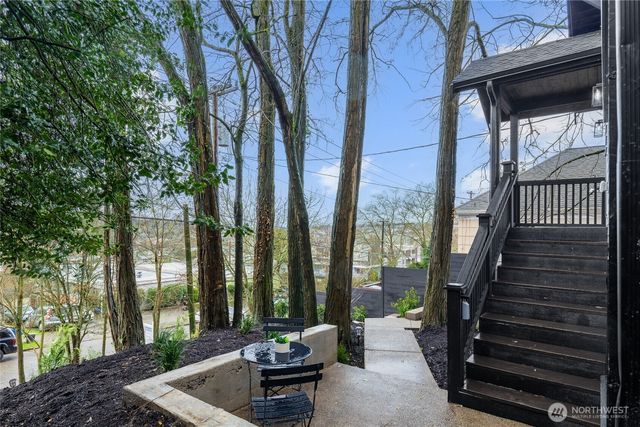 3448 14th Avenue W, Seattle, WA 98119