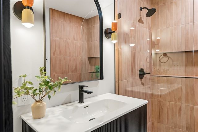 806 Perry Road, Greenville, SC 29609