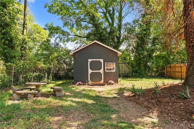 806 Perry Road, Greenville, SC 29609