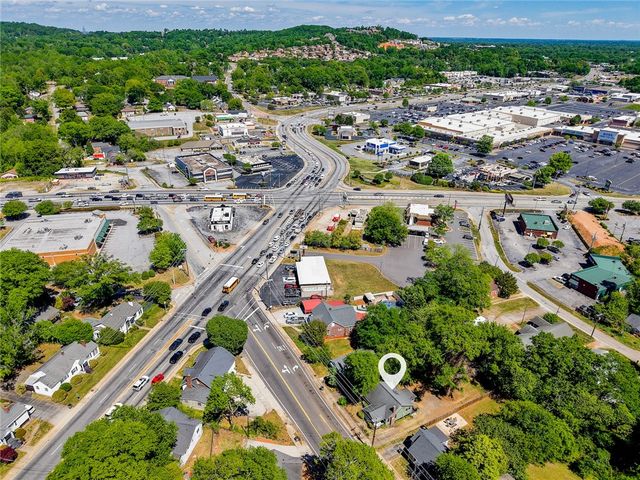 806 Perry Road, Greenville, SC 29609