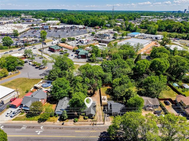 806 Perry Road, Greenville, SC 29609