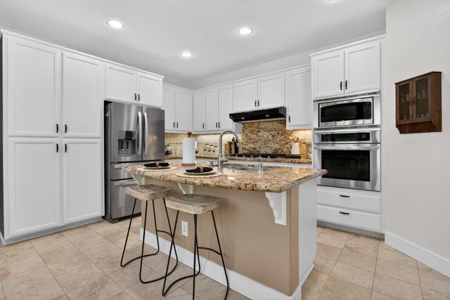 2040 Iberis Ct, Tracy, CA 95376