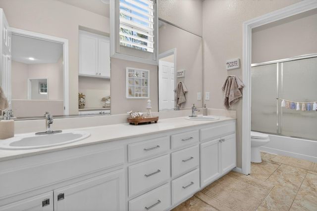 2040 Iberis Ct, Tracy, CA 95376