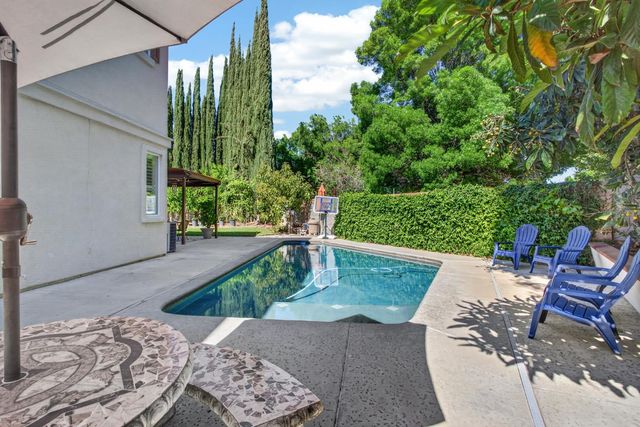 2040 Iberis Ct, Tracy, CA 95376