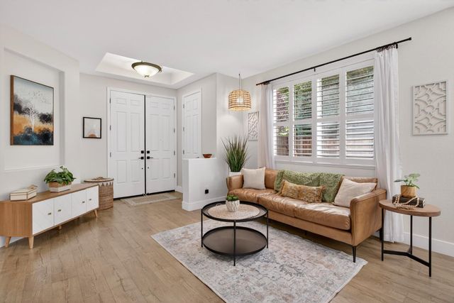 2040 Iberis Ct, Tracy, CA 95376