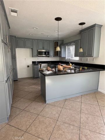15060 Manzanita, Fontana, CA 92335