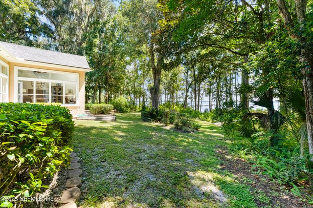 686 FREDERIC Drive, Fleming Island, FL 32003