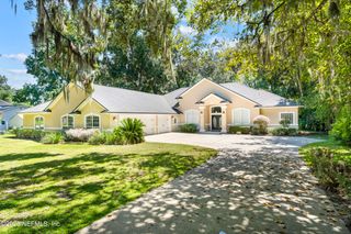 686 FREDERIC Drive, Fleming Island, FL 32003