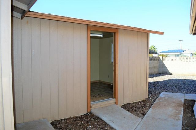 11388 N 111th Avenue, Youngtown, AZ 85363