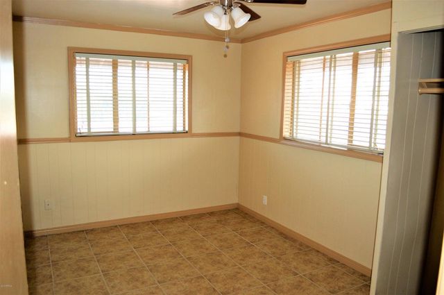 11388 N 111th Avenue, Youngtown, AZ 85363
