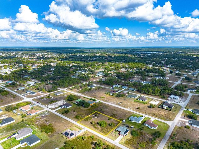 739 KNOX AVENUE S, Lehigh Acres, FL 33974