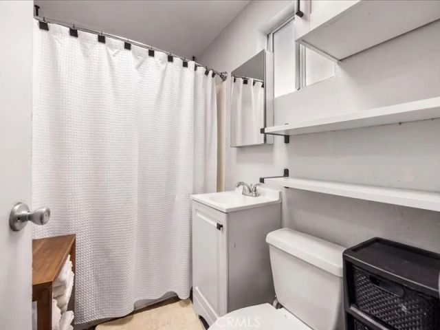 2103 2115,2117 B Street, La Verne, CA 91750