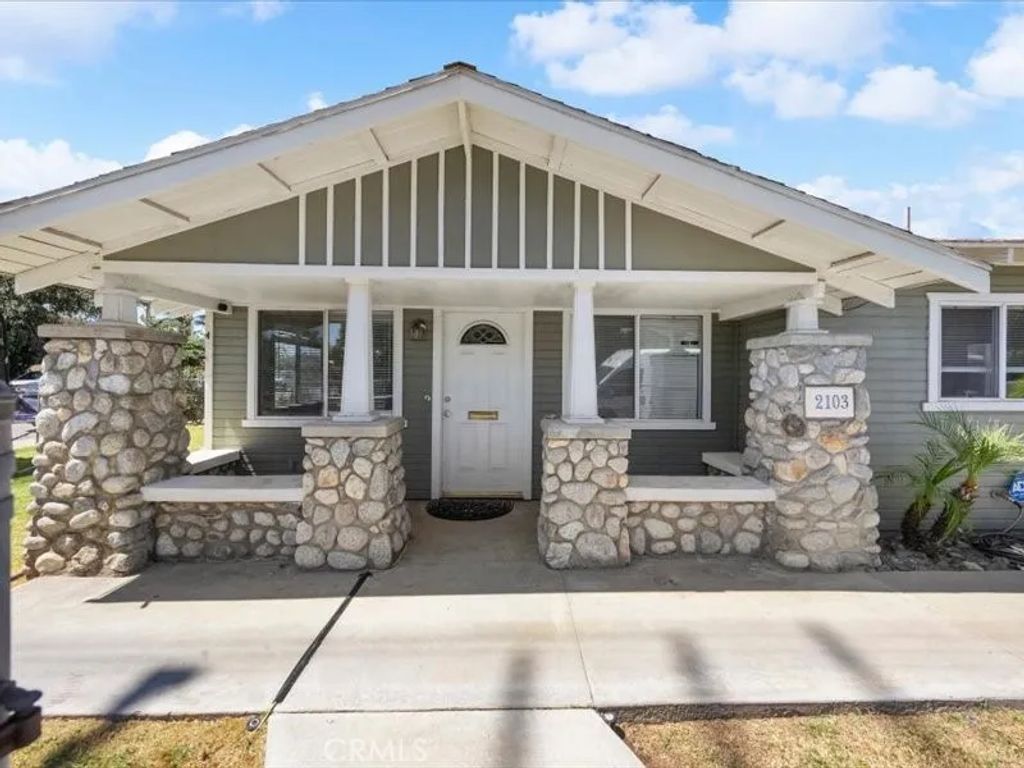 2103 2115,2117 B Street, La Verne, CA 91750