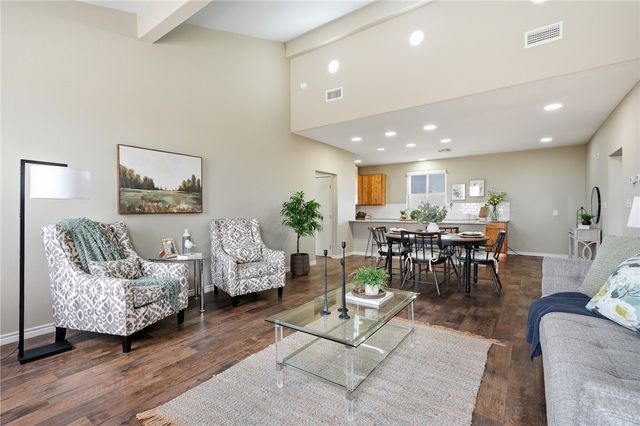 4642 Lackey, Portland, TX 78374