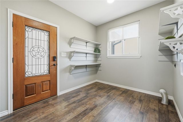 4642 Lackey, Portland, TX 78374