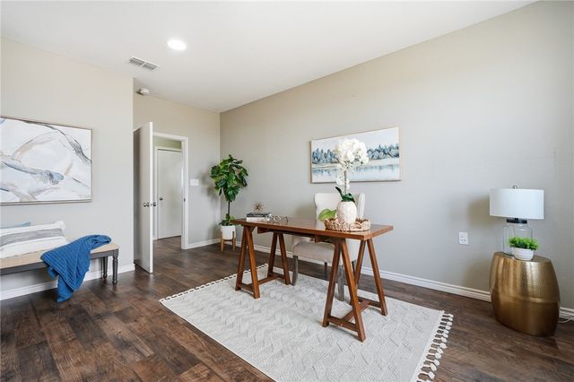 4642 Lackey, Portland, TX 78374