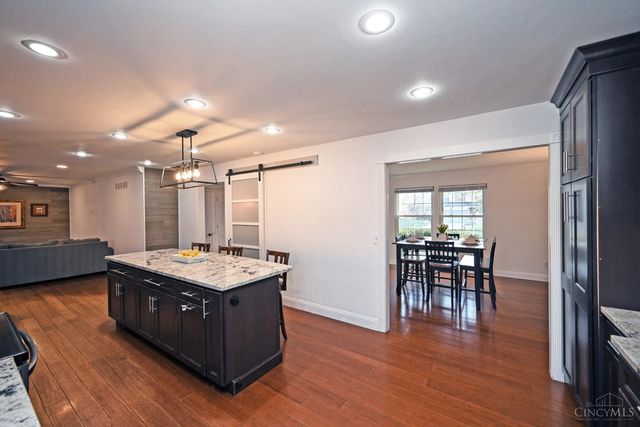 7712 Stonehill Drive, Anderson Twp, OH 45255