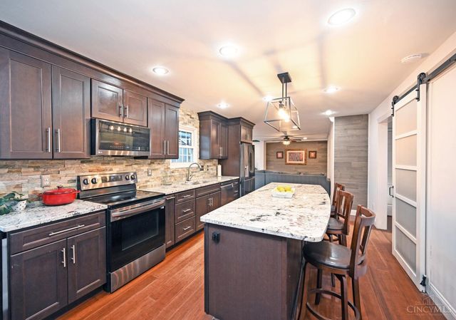 7712 Stonehill Drive, Anderson Twp, OH 45255