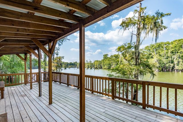 14 Village Mills, Cleveland, TX 77327