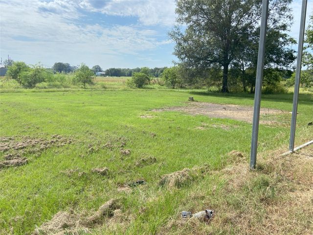 14 Village Mills, Cleveland, TX 77327