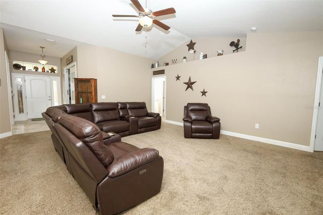 31631 BROADWATER AVENUE, Leesburg, FL 34748