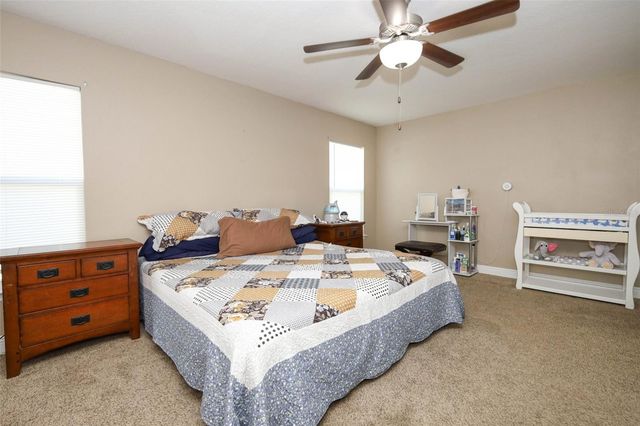 31631 BROADWATER AVENUE, Leesburg, FL 34748