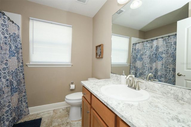 31631 BROADWATER AVENUE, Leesburg, FL 34748