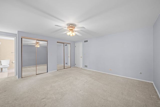 321 Ambleside Drive, Roselle, IL 60172